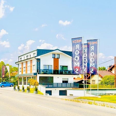 Medirooms Apartments Feldkirchen bei Graz ภายนอก รูปภาพ